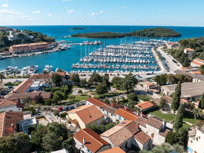 Ferienhaus für 4 Personen, mit Garten und Balkon in Vrsar