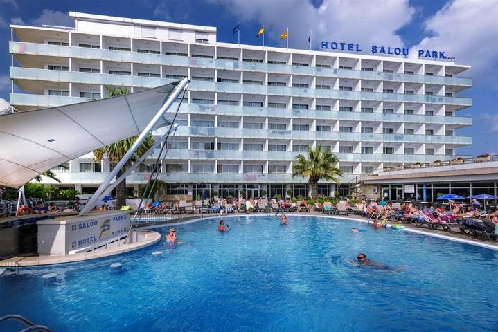 Hôtel pour 2 personnes, avec piscine ainsi que sauna et jardin