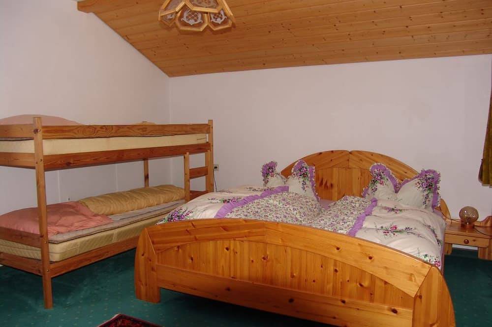 Ganze Wohnung, Ferienwohnung 2, Haus Gabi in Hinterstein, Bad Hindelang