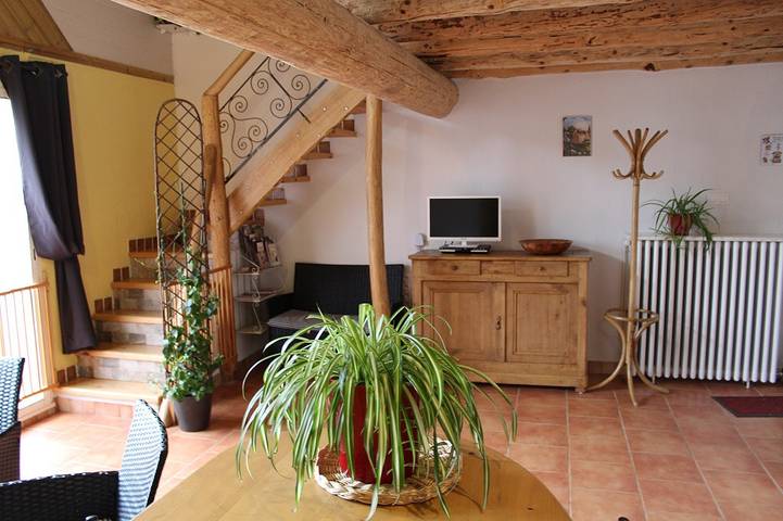 Gîte pour 4 personnes, avec terrasse, animaux acceptés dans l' Ariège - 2