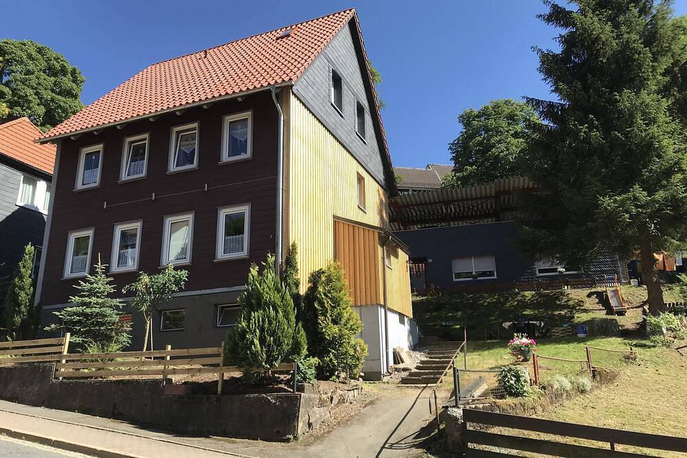 Ganze Wohnung, Moderne Ferienwohnung mit Wlan im historischen Bergmannshaus in Sankt Andreasberg, Braunlage