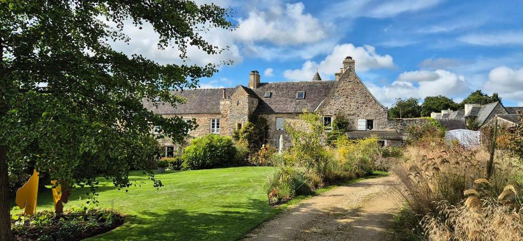 Location de vacances pour 4 personnes, avec jardin à Sainte-Sève