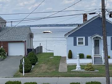 Vacation House for 5 Guests in Rhode Island, USA, Picture 2