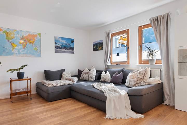 Apartamento inteiro, Apartamento 'Ruhige Schwarzwald' com terraço privado e acesso Wi-Fi in Buchenbach, Floresta Negra do Sul