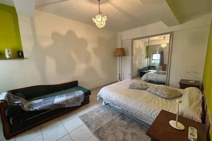 Gîte pour 2 personnes, avec terrasse et jardin à Aire-sur-l'Adour