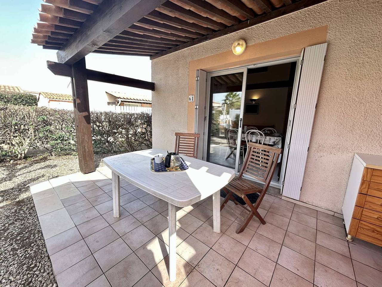 Villa Familiale 8 Pers. à 600m de la Plage avec Piscine et Terrasse Ensoleillée à Cap d'Agde in Cap d'Agde, Agde