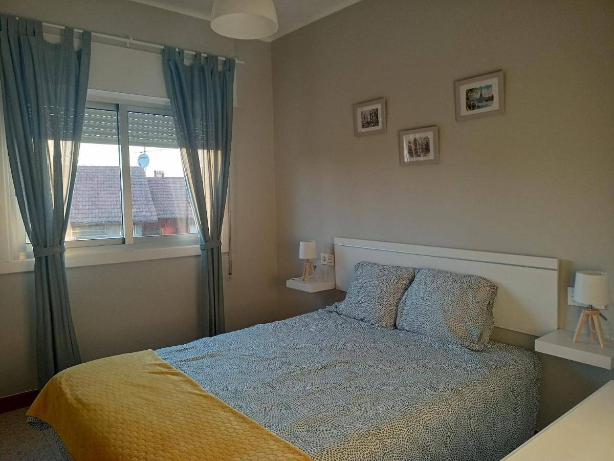 Apartamento inteiro, Three-Bedroom Apartment in Vigo, Rias Baixas