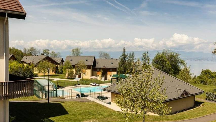 Location de vacances pour 7 personnes, avec piscine, animaux acceptés à Lugrin