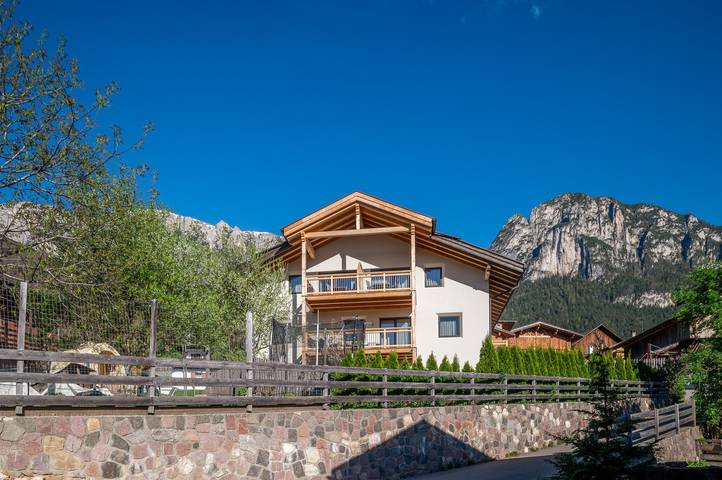 Ferienwohnung für 6 Personen, mit Balkon und Sauna sowie Garten in Völs am Schlern - 3