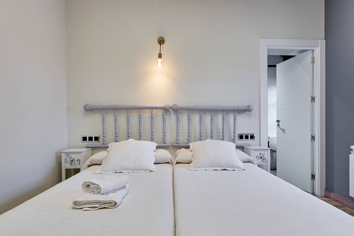 Habitación 'Habitacion 4' con piscina compartida, terraza compartida y Wi-Fi in Ferreras de Abajo, Provincia de Zamora