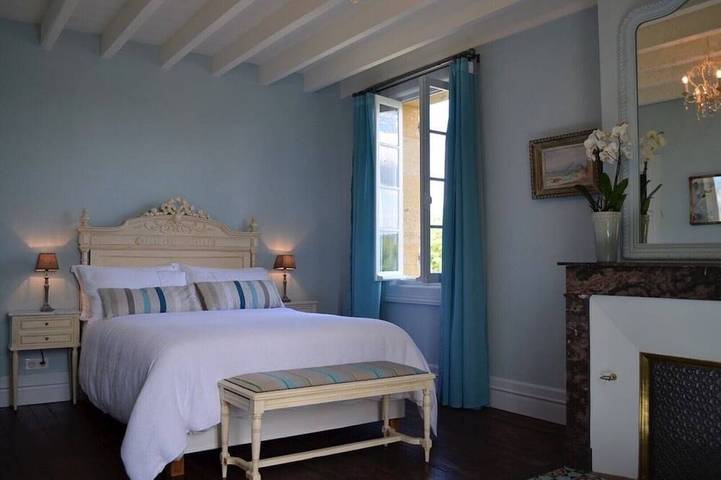 Location de vacances pour 16 personnes, avec jardin à Mouliets-et-Villemartin - 4