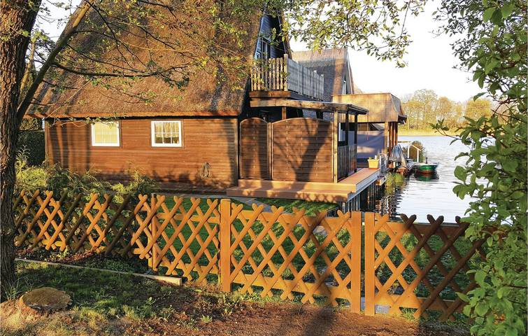 Ferienhaus für 4 Personen, mit Terrasse in Mecklenburgische Seenplatte - 2