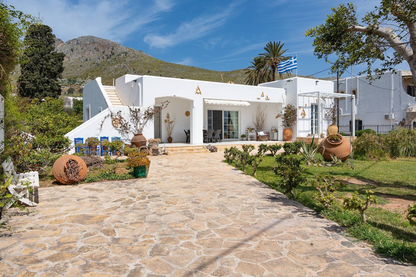 Villa 'Peristeri' with Sea View, Wi-Fi and Air Conditioning in Leros