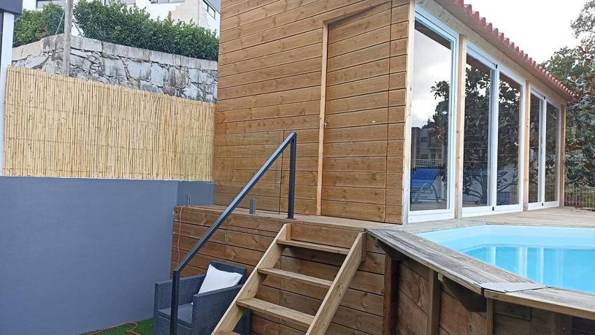 Location de vacances pour 8 personnes, avec vue et piscine ainsi que vue sur le lac et jardin dans Alpendurada - 2