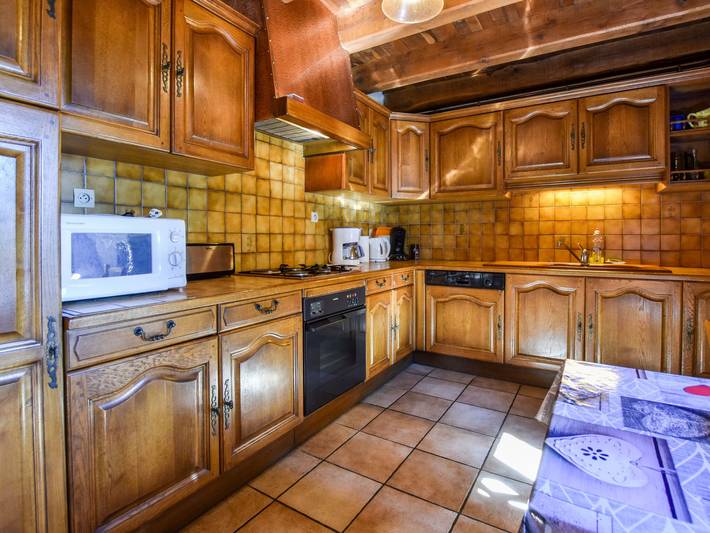 Maison de vacances pour 6 personnes, avec terrasse et jardin, adapté aux familles dans le Cantal - 4