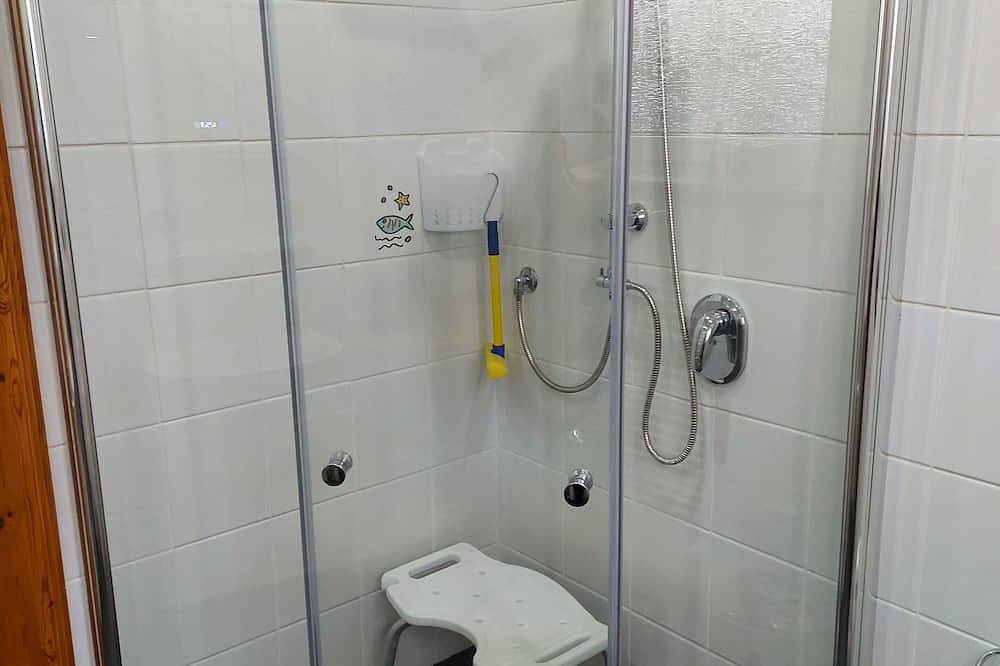Ganze Wohnung, Erdgeschoss Ferienwohnung , urgemütlich mit Terasse, Garten, Feuerplatz, Grill in Varel, Südliche Nordseeküste