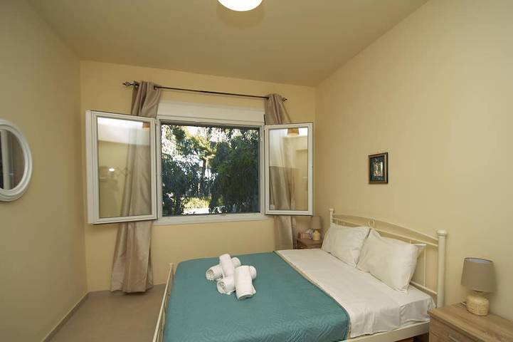 Gîte pour 4 personnes, avec balcon dans Matala - 2