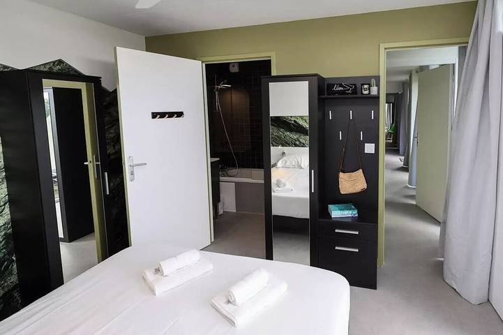 Location de vacances pour 8 personnes, avec terrasse à Sainte-Féréole - 2