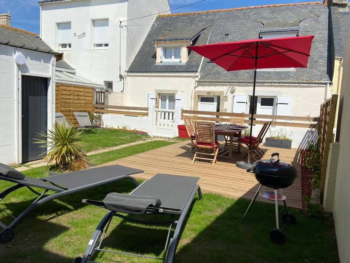 Location de vacances pour 6 personnes, avec jardin et terrasse, adapté aux familles dans Plage de l'Anse du Goerem - 2