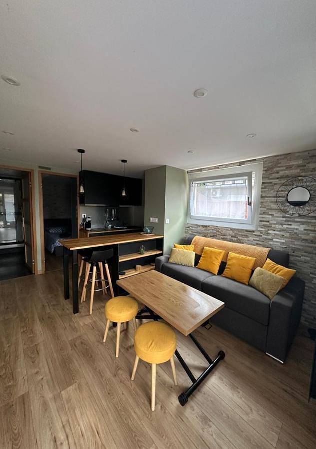 Gîte pour 4 personnes, avec Terrasse et Jardin à Le Soler