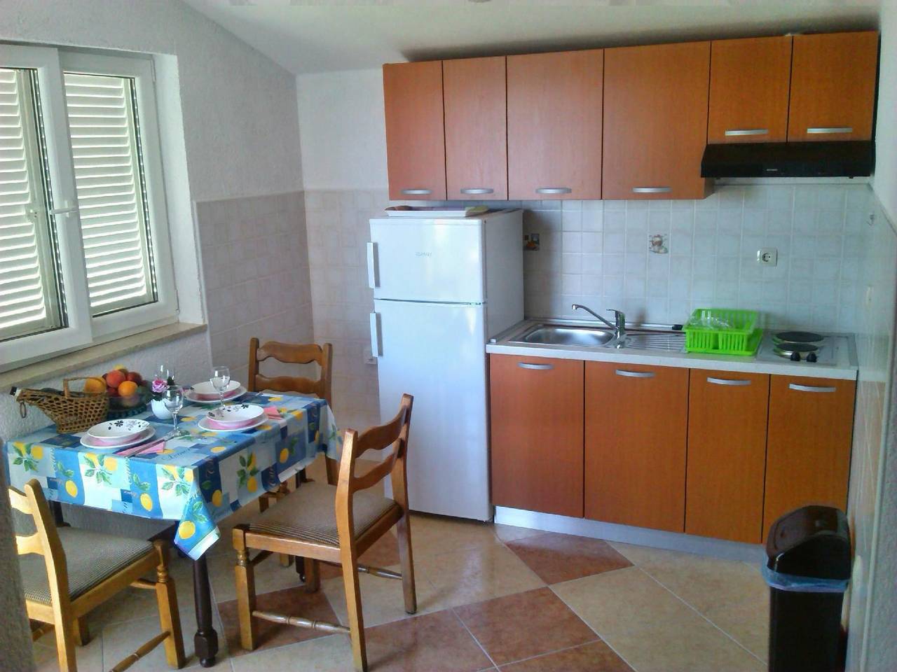 Ganze Ferienwohnung, Studio mit Terrasse in Povile, Primorje-Gorski Kotar