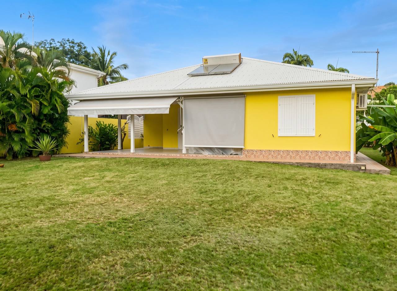 Maison familiale à Le Diamant, 75 m², Jardin in Le Diamant, Martinique