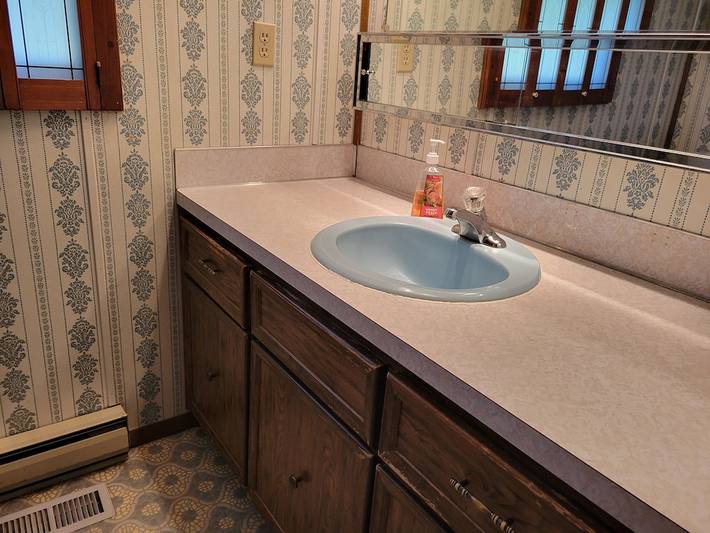 Vacation rental for 6 people, with terrace and yard, with pets in Raystown Lake