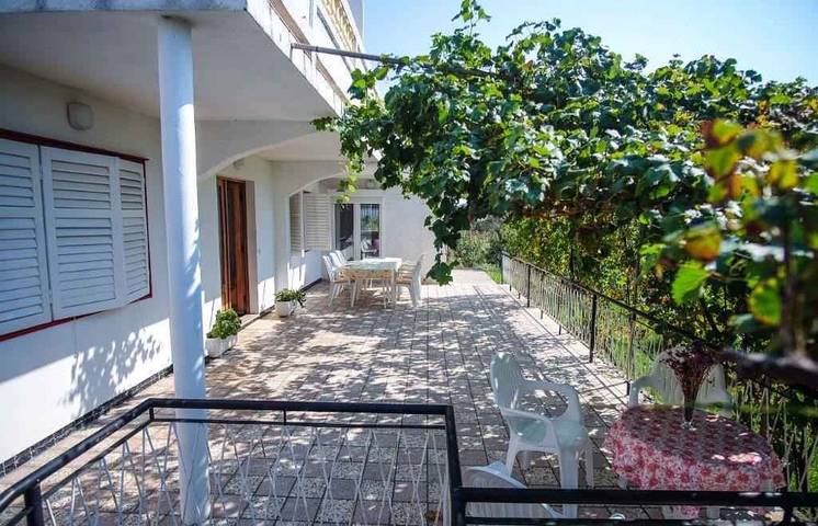 Ferienwohnung für 9 Personen, mit Garten, mit Haustier in Barbat na Rabu - 2