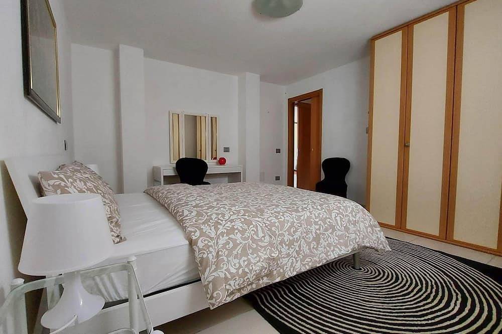 Villa Luigi: accommodation in villa with Parking and above ground Pool_Private Host in Poggio dei Pini, Capoterra