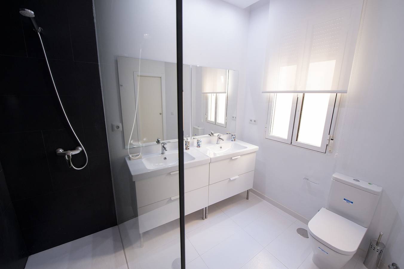 Entire apartment, M (Pre104A) Apto. de diseño Puerta del sol 10 in Centro (Madrid), Madrid