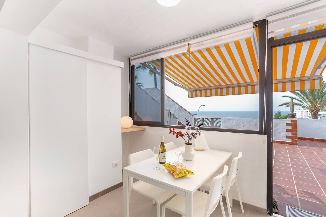 Entire apartment, Vacation Apartment 'Casa Isabel Eccezionale Vista Mare' with Sea View, Wi-Fi and Air Conditioning in Playa del Cura, South Gran Canaria