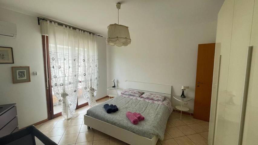 Appartamento per 2 persone, con balcone e panorama in Falconara Marittima