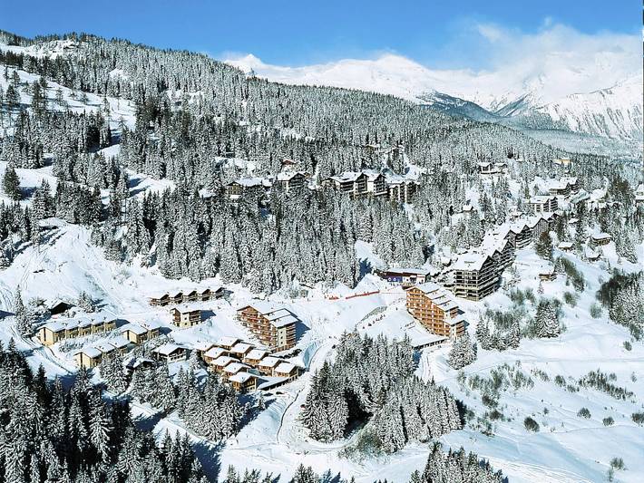 Ferienwohnung für 4 Personen, mit Balkon und Pool im Wallis