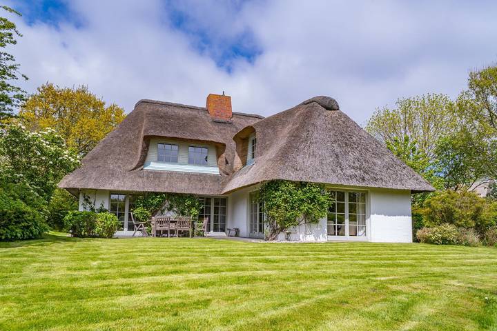 Ferienhaus für 4 Personen, mit Terrasse und Garten sowie Sauna in Archsum
