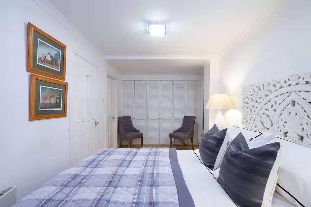 Entire apartment, 51/18 Caledonian Crescent in Edinburgh, Edinburgh and Lothian