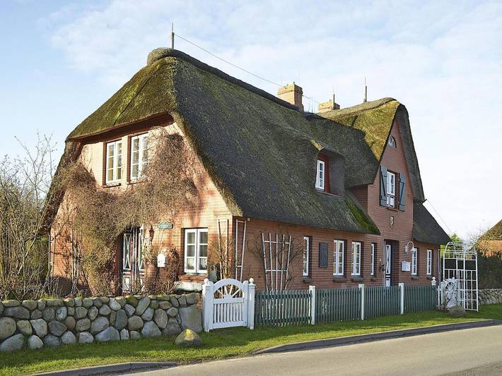 Ferienwohnung für 4 Personen, mit Terrasse und Garten in Oevenum