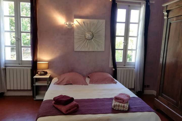 Bauernhaus aus dem 19. Jahrhundert in der Nähe der Strände von Cannes in ruhigem Pool / Spa / Garten ohne Visavis in Mougins, Mittelmeerküste (Frankreich)