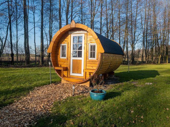 Wohnwagen für 4 Personen, mit Terrasse und Garten in Lastrup - 4