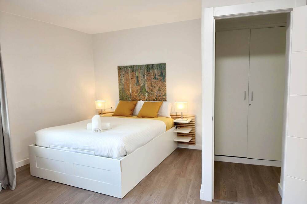 Entire apartment, La Esquina de Saqusta in Saragossa, Saragossa Province