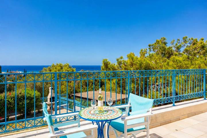 Casa de vacaciones para 6 personas, con Balcón además de Terraza y Jardín en Peyia