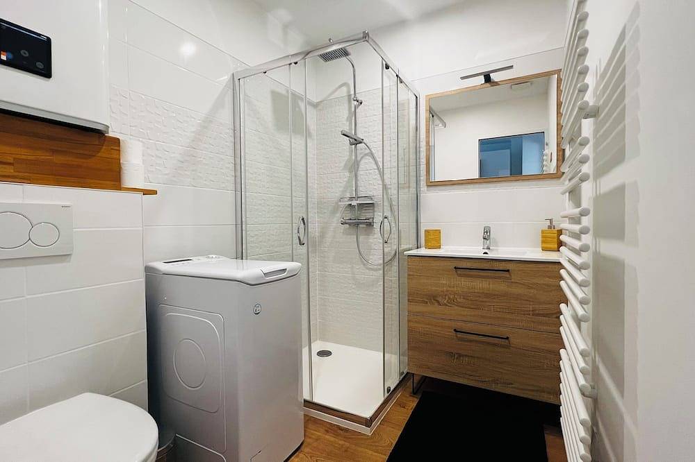 Entire apartment, T2 La Pascaline Avec Petit Jardin in Saint-Clément-de-Rivière, Montpellier region