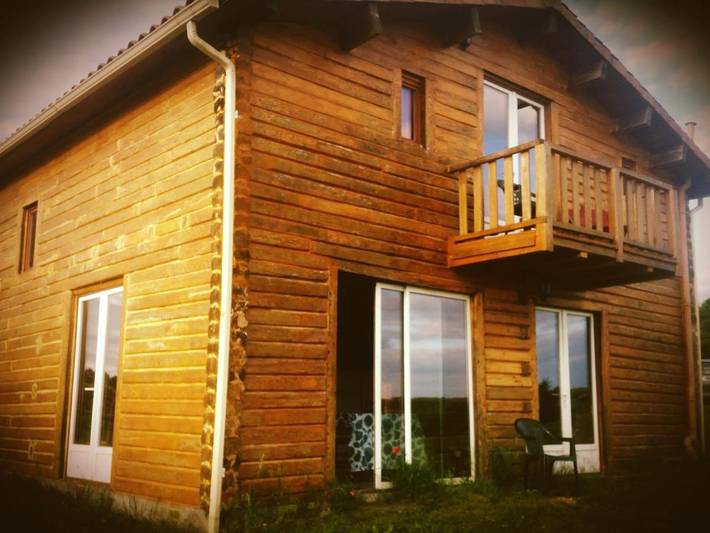 Cottage pour 2 personnes, avec vue et jardin, animaux acceptés à Vieux-Mareuil