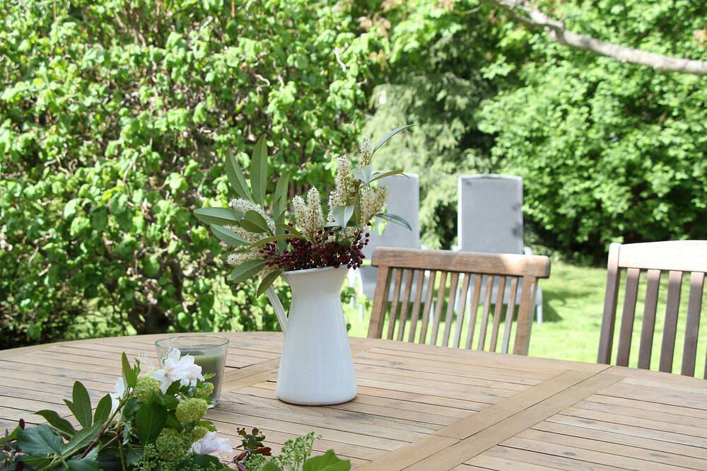Freistehendes, komfortabel eingerichtetes Ferienhaus  mit herrlichem Garten in Gohrisch, Elbsandsteingebirge