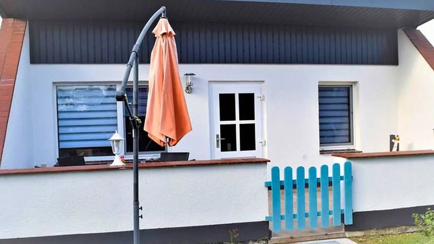 Ferienhaus für 3 Personen, mit Garten - 1