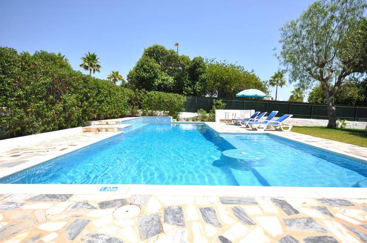 Ferienhaus für 4 Personen, mit Balkon/Terrasse und Garten in Quarteira - 4