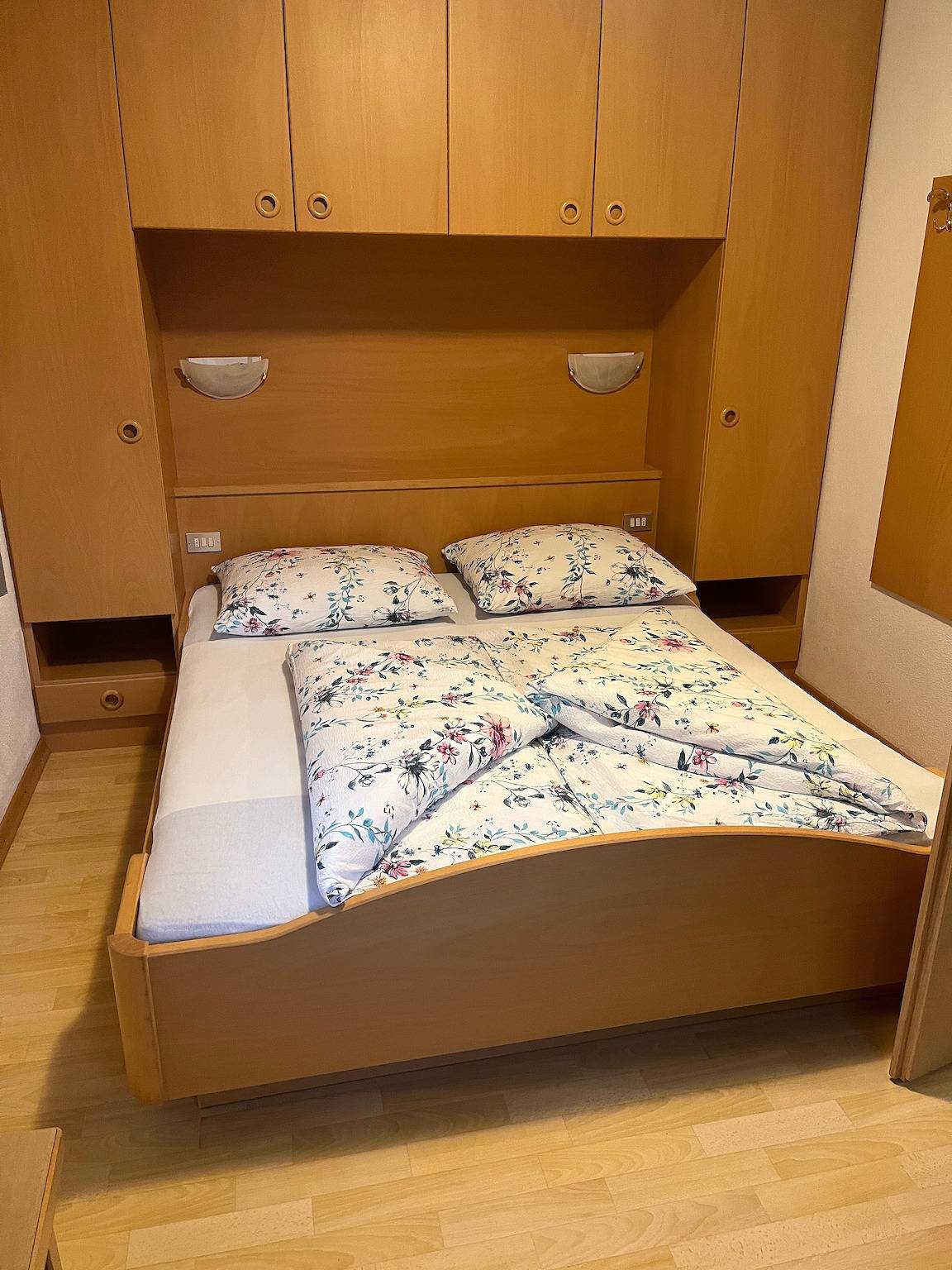 Hel lägenhet, Apartment 'Sonne Nr. 15' with Mountain View, Garden & Wi-Fi in San Giovanni Valle Aurina, Ahrn-dalen