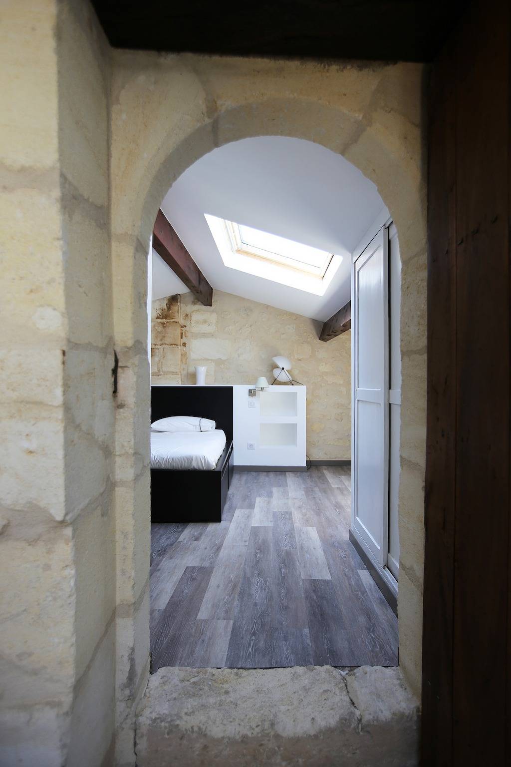 Le Loft – Château Le Noble: Modernes Refugium im Herzen des Weinbergs in Saint-Germain-du-Puch, Libourne und Umgebung