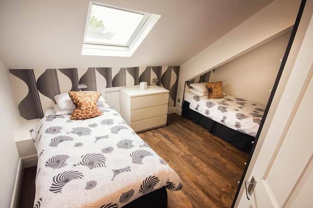 Entire apartment, Apartment-Deluxe-Ensuite with Bath-Garden view in Gateshead