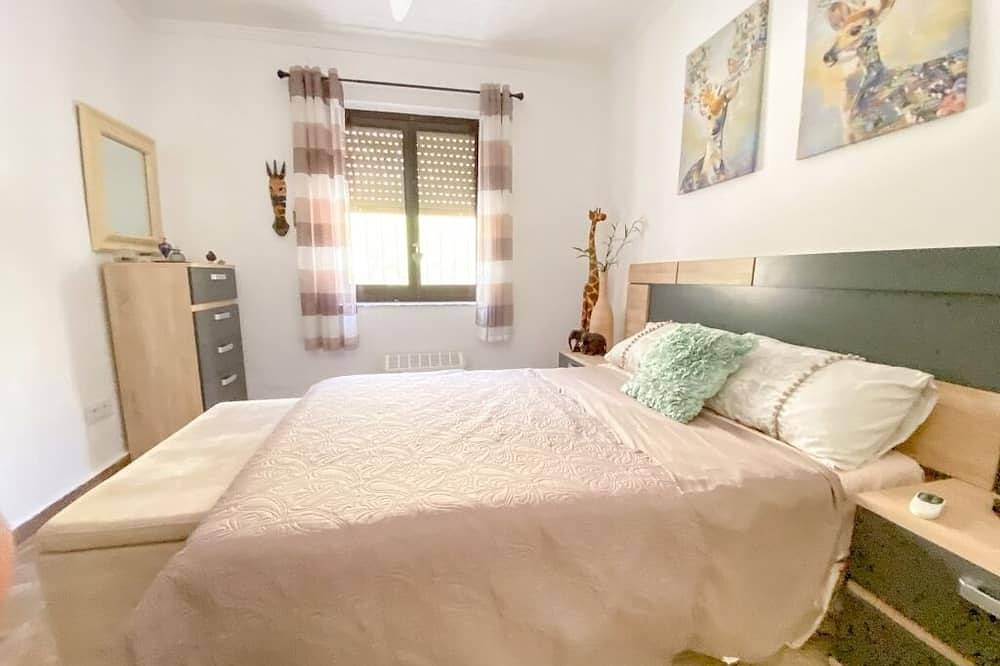 Very quiet villa with huge pool in Aspe, Alicante Province