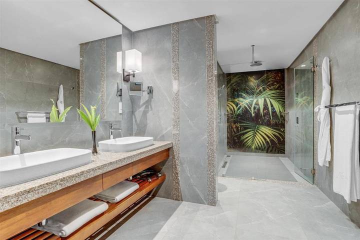 Resort per 3 persone, con giardino e piscina in Seychelles